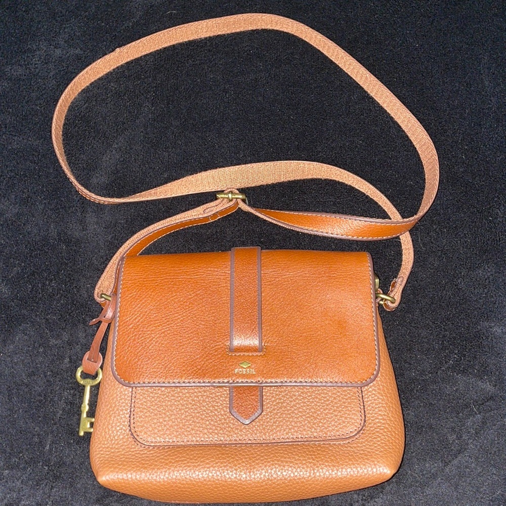 Fossil Brown “Kinley Crossbody”